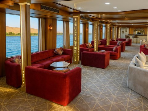 Lounge with Nile views